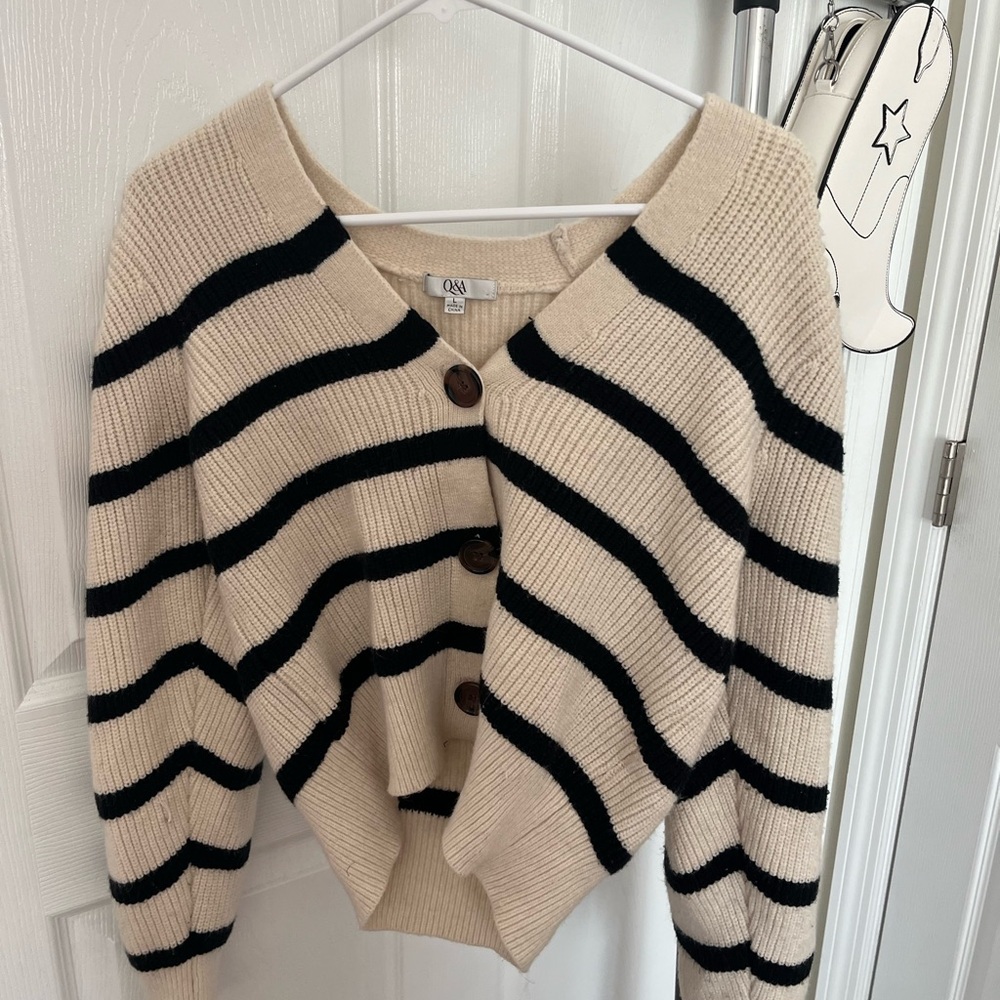 Women's Cream and Black Striped Sweater